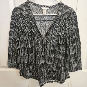 H&M Black and White Zigzag Blouse